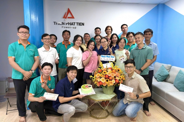 CHÚC MỪNG SINH NHẬT CÁC THÀNH VIÊN QUÝ 4 THIÊN PHÁT TIẾN